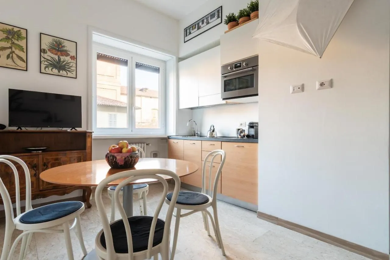 La Casa Colorata - Flats In Milan - Porta Romana Διαμέρισμα 0*,