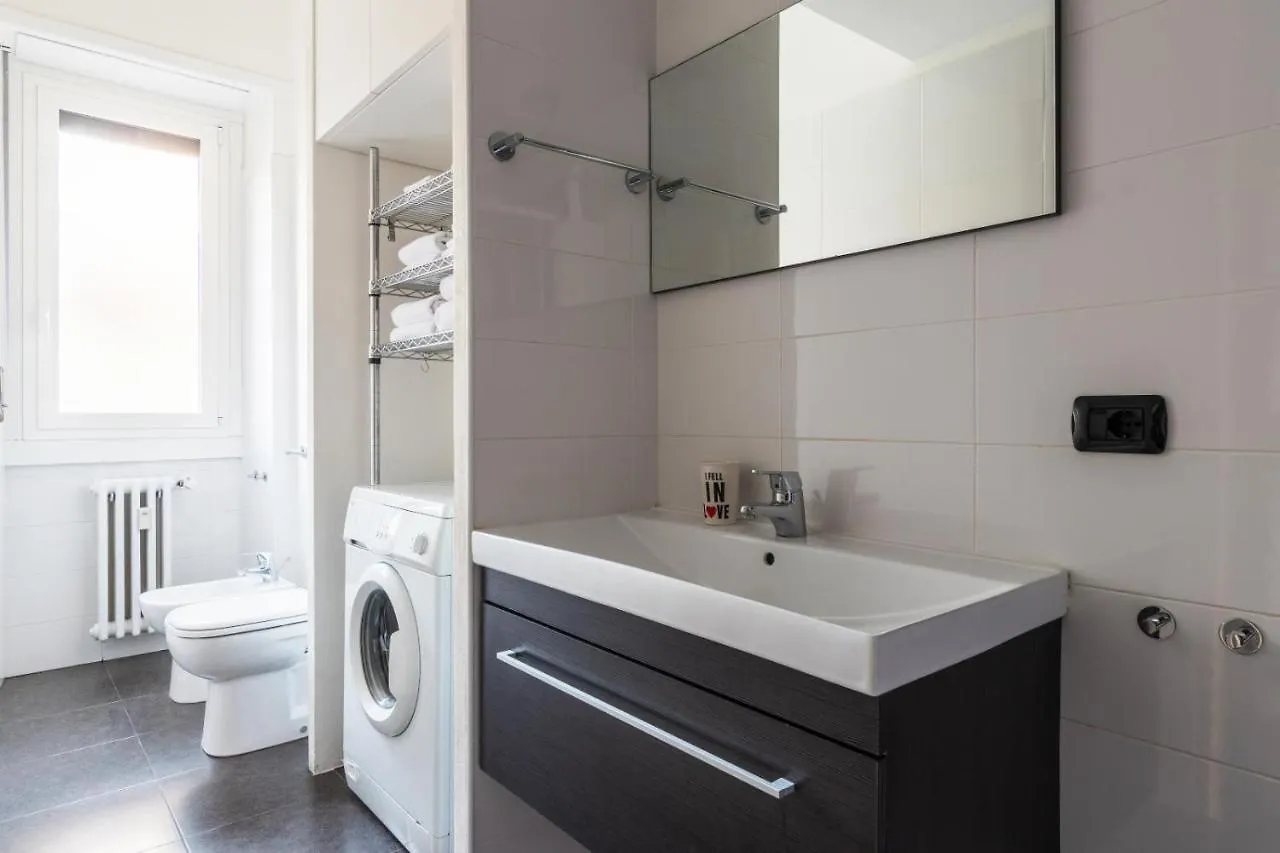 Apartment La Casa Colorata - Flats In Milan - Porta Romana Italy